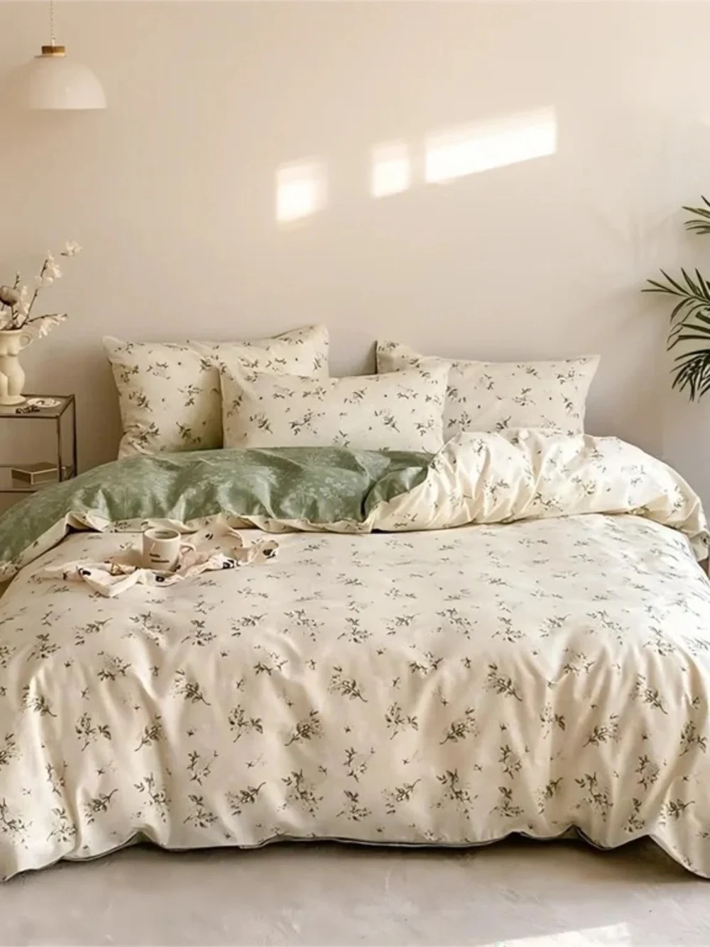 100% Organic Cotton Duvet Cover Set, Vintage Floral Reversible Soft Bedding